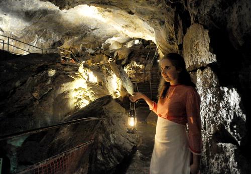 lantern tours at Crystal Cave